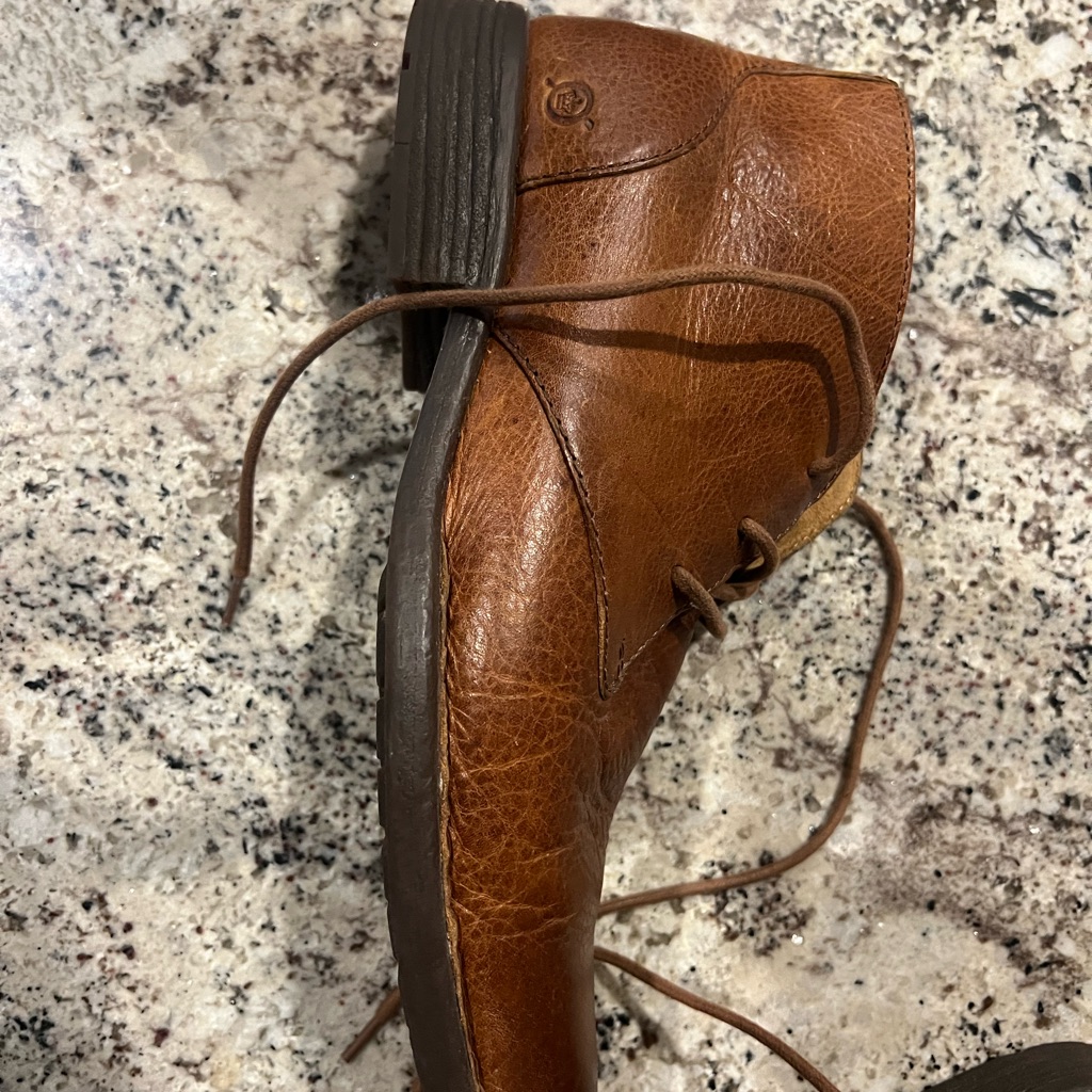 Born Men’s Shoe 12m Worn Once